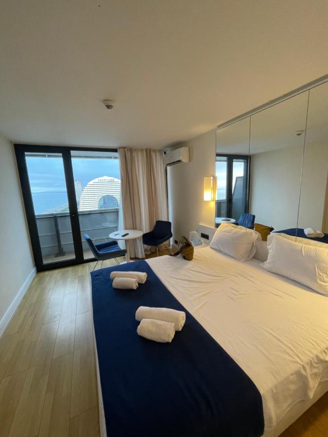 Orbi City Suite Batoumi Extérieur photo