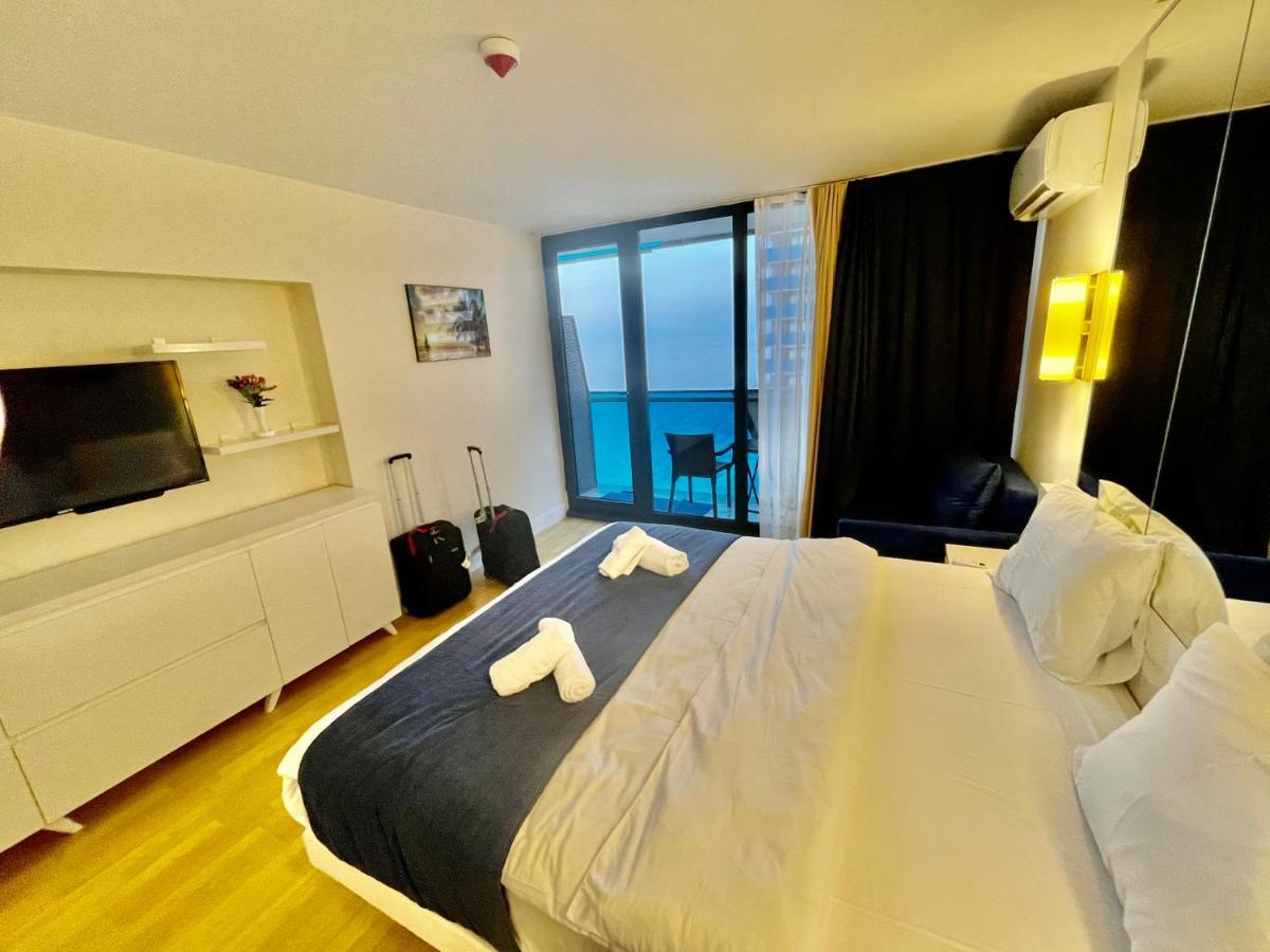 Orbi City Suite Batoumi Extérieur photo